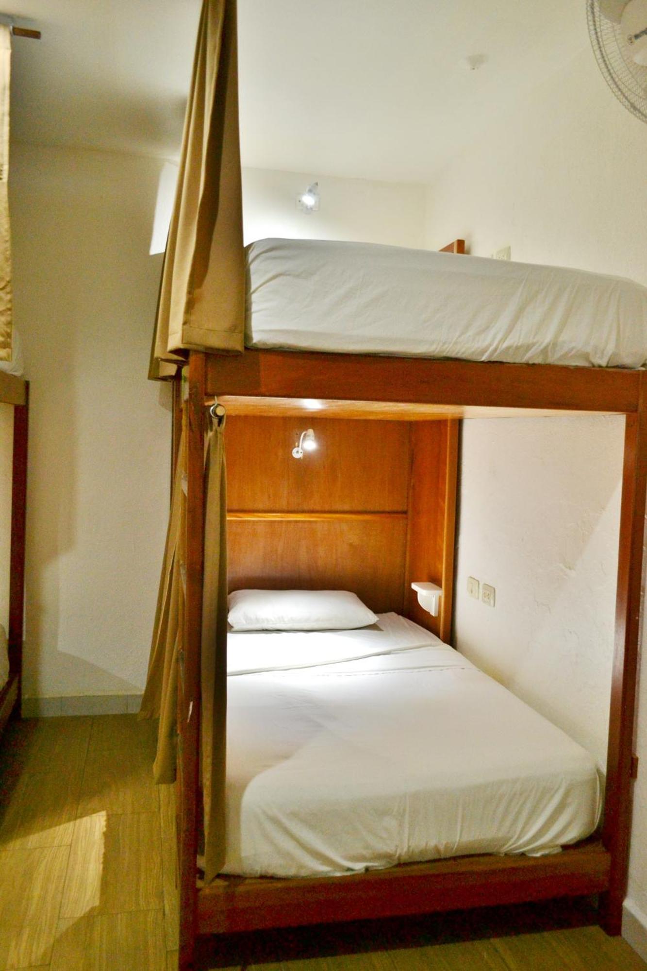 Hotel Peten Express Flores Exterior foto