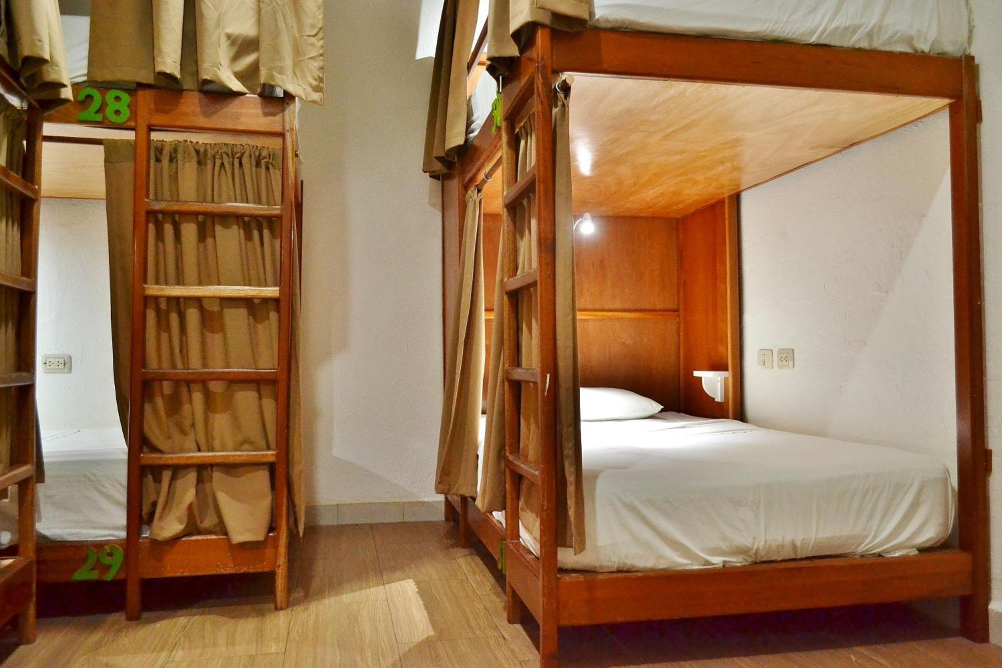 Hotel Peten Express Flores Exterior foto